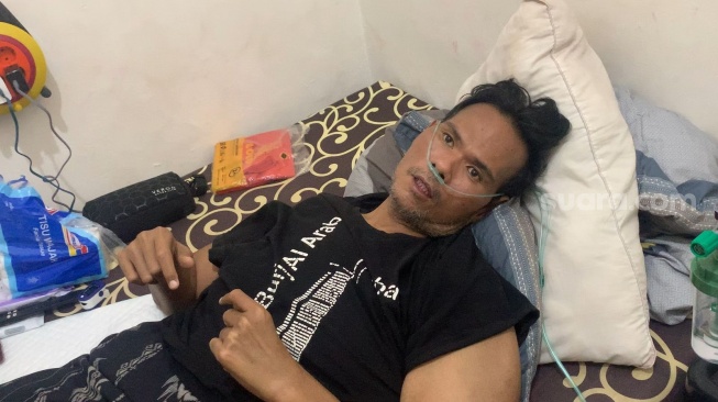 Kondisi Terkini Fahmi Bo, Kaki Sudah Tak Bisa Digerakkan dan Cuma Makan Bubur Sumsum