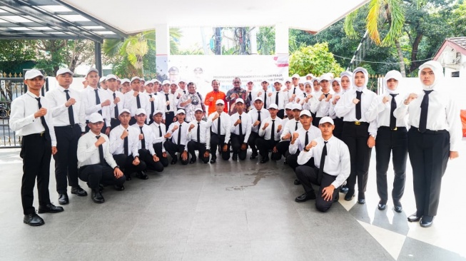 Gubernur Sulsel Andi Sudirman Lepas Calon Praja IPDN Angkatan XXXVI