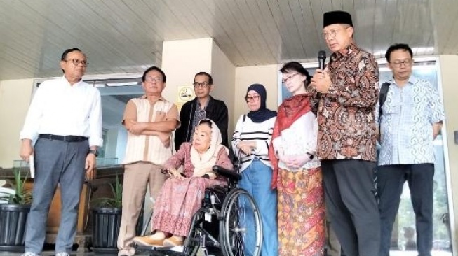 Usai Besuk, Sinta Wahid Minta Polisi Bebaskan Delpedro Cs: Mereka Anak Bangsa, Bukan Musuh Negara