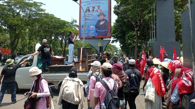 Aksi Petani di Hari Tani Nasional: Teriakan Kedaulatan Agraria dan Kembalikan TNI ke Barak