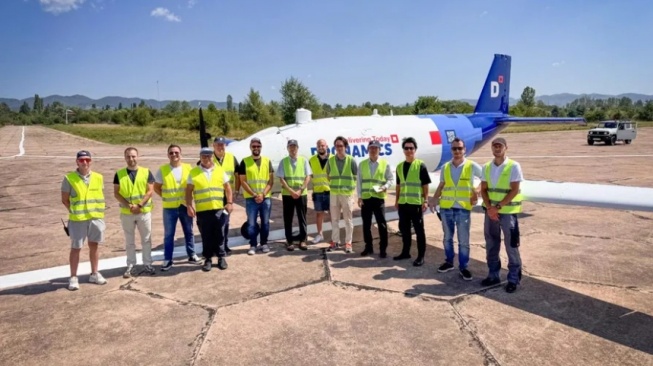 Dronamics dengan pesawat nirawak bermesin Kawasaki. (Dronamics)