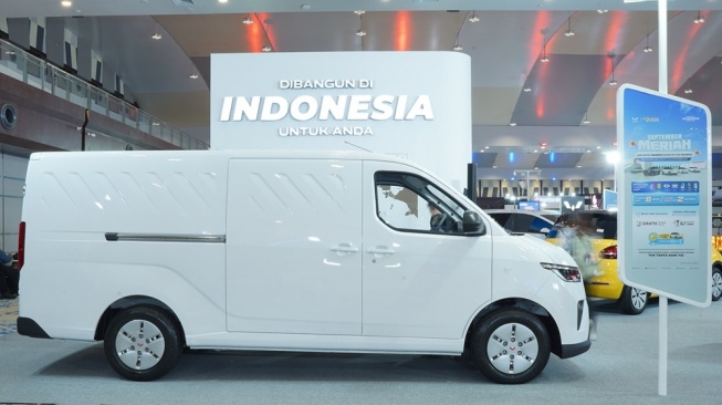 Wuling Gebrak GIIAS Semarang 2025, Bawa MPV Baru Cortez Darion dan New BinguoEV