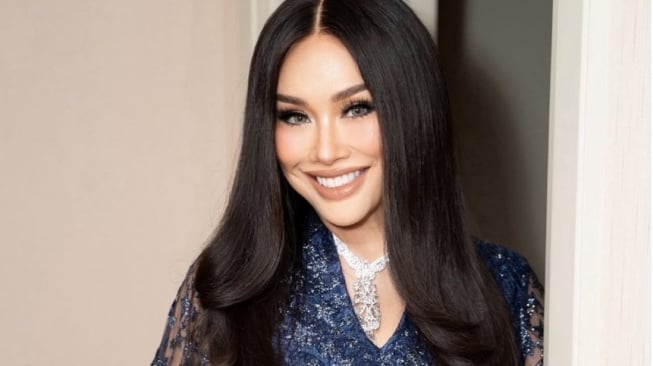 Ungkap Ada Rasa Spesial? Ini Hubungan Titi DJ dan Thomas Djorghi