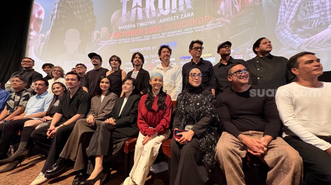 Konferensi pers film Tukar Takdir di kawasan Kuningan, Jakarta Selatan pada Rabu, 25 September 2025. [Suara.com/Tiara Rosana]