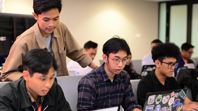 PT Telkom Indonesia (Persero) Tbk (Telkom) melalui komunitas Digistar Club kembali menunjukkan komitmennya dalam mencetak talenta digital unggul melalui ajang Telkom Cyberfest Vol.2: Cyber Showdown – Hack the Web or Hold the Line (Dok: Telkom)