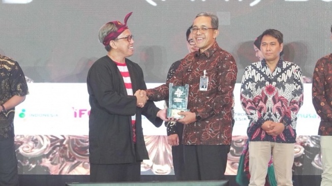 Komitmen Keterbukaan Informasi Publik, Kemenimipas Raih Penghargaan Anugerah Humas Indonesia 2025