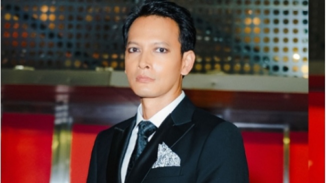 Film 'Pangku' Dapat 4 penghargaan di BIFF 2025, Fedi Nuril: Nggak Sia-sia Pakai Eyeliner