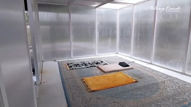 Potret rumah mewah Fitri Salhuteru (YouTube/Melaney Ricardo)