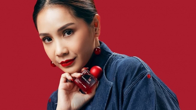 Nagita Slavina Rilis Produk Extrait de Parfum, Apa Bedanya dengan Eau de Parfum?
