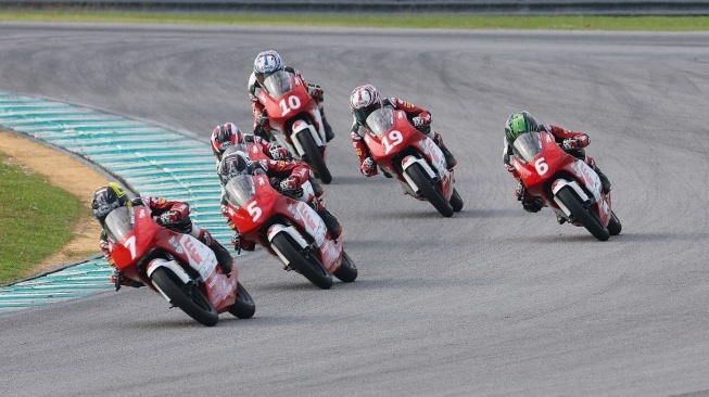Pembalap Binaan Astra Honda Incar Posisi Tiga Besar Klasemen di ATC Motegi