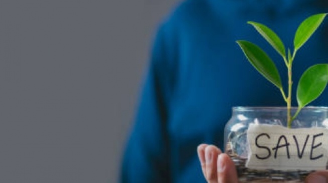 'Maaf Gak Bisa Ikut, Lagi Loud Budgeting', Tren Gen Z Pamer Bokek yang Mengubah Segalanya