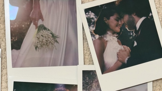 pernikahan Selena Gomez dan Benny Blanco (Instagram@selenagomez)