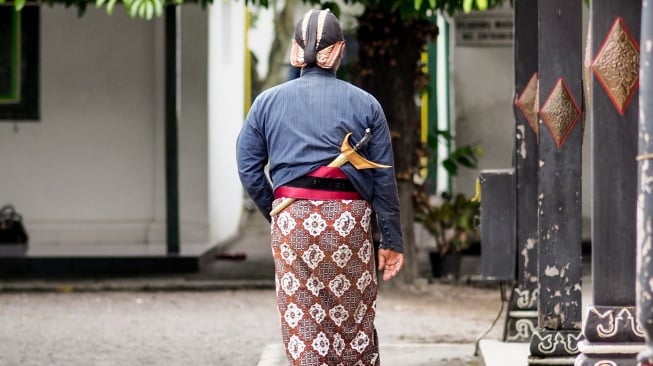 Kalender Jawa 29 September 2025: Rahasia Weton Senin Wage Agar Sukses Karir dan Asmara