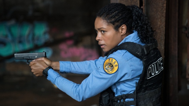 Film Black and Blue yang dibintangi Naoimie Harris dan Tyrese Gibson akan tayang Senin (29/9/2025) malam ini pukul 21.00 WIB di Trans TV. [YouTube]