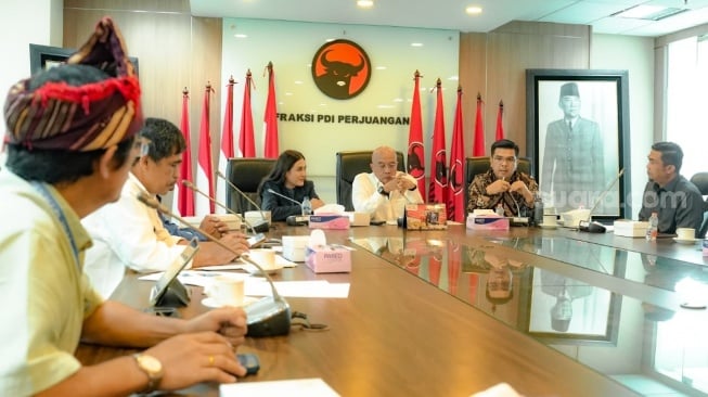 2 Kelompok Masyarakat Ngadu ke Fraksi PDIP DPR, Keluhkan Kerusakan Lingkungan dan Konflik Tanah