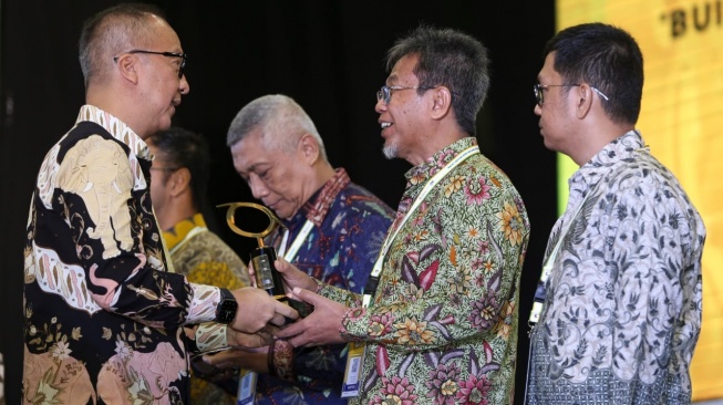 Semen Gresik Raih Penghargaan Rintek 2025, Komitmen Inovasi Teknologi Industri Ramah Lingkungan