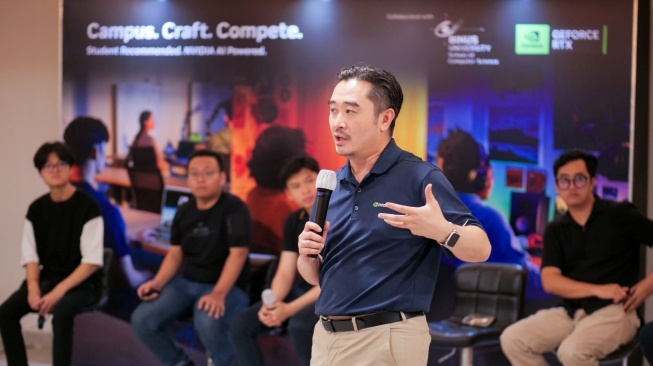 Adrian Lesmono, Country Consumer Business Lead, NVIDIA Indonesia dalam laptop dan desktop GeForce RTX 50 Series Back to School. [NVIDIA]