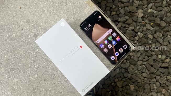 Xiaomi 15T Pro. [Suara.com/Dicky Prastya]