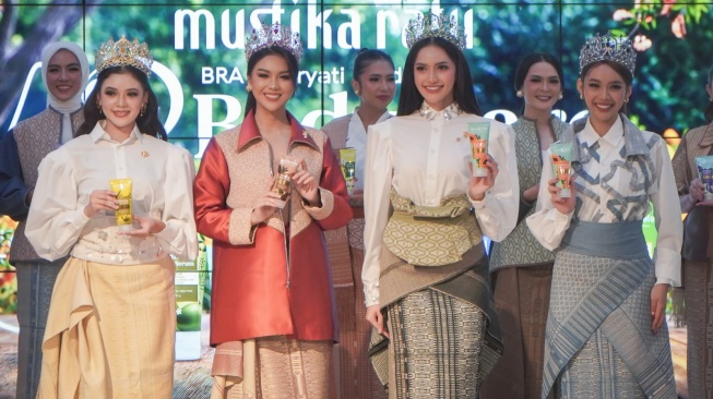 Stop Kulit Kusam! Ini Alasan Body Serum dan Lotion Jadi Ritual Wajibmu Sekarang