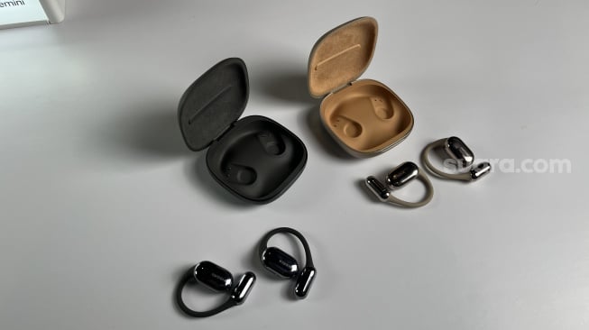TWS Xiaomi OpenWear Stereo Pro yang dirilis ke Indonesia pada Selasa (30/9/2025). [Suara.com/Dicky Prastya]