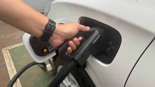 Charger Gun Neta V-II Sering Nyangkut, Begini Cara Mengatasinya
