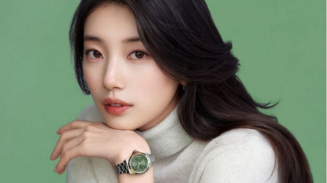 Anti Overdressed! 4 Inspirasi Outfit Minimalis ala Suzy yang Tetap Chic