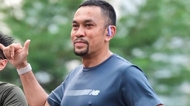 Telepon Ferry Irwandi, Ahmad Sahroni Bantah Kabur ke Luar Negeri dan Terpaksa Diam