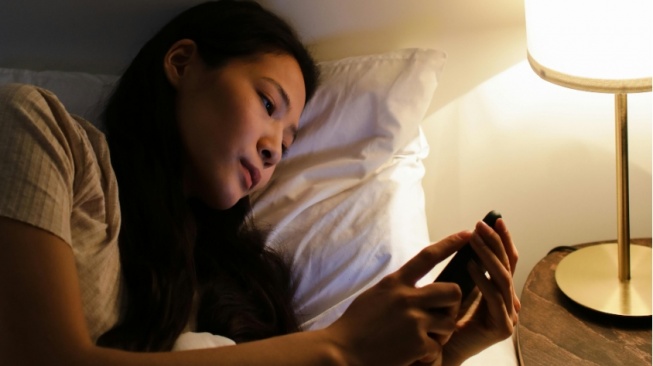 Fenomena "Salam Interaksi": Mengapa Facebook Pro Diminati Banyak Emak-Emak?