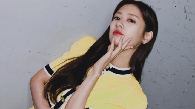 Bikin Mood Harian Makin Chill,4 Ide Daily OOTD Soft & Cozy ala Jung So Min