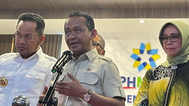 Soal Penyebab Kilang Minyak Dumai Terbakar, Bahlil: Tanya ke Pertamina!