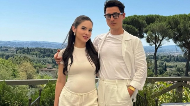 Momen Haru Gender Reveal Anak Pertama Steffi Zamora dan Nino Fernandez