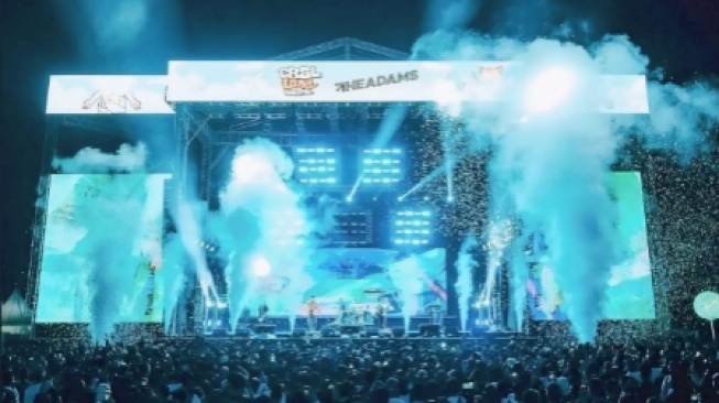 CRSL Day 2 Pecah! Ribuan Penonton Padati Lapangan Kenari Sejak Siang