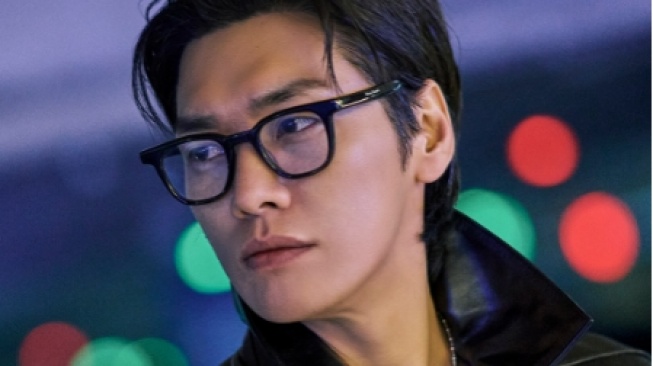 4 Film dan Drama Korea Tayang di Vidio Oktober 2025, Ada Walking on Thin Ice