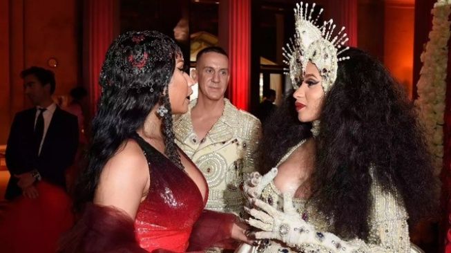 Perang Tweet: Perselisihan Nicki Minaj dan Cardi B Pecah di Media Sosial
