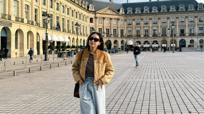 Nagita Slavina Makan Cokelat Louis Vuitton, Harganya Fantastis tapi Tetap Dibagi-bagi
