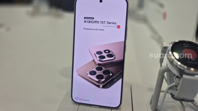 Penjualan perdana Xiaomi 15T Series di Jakarta, Sabtu (4/10/2025). [Suara.com/Dythia]