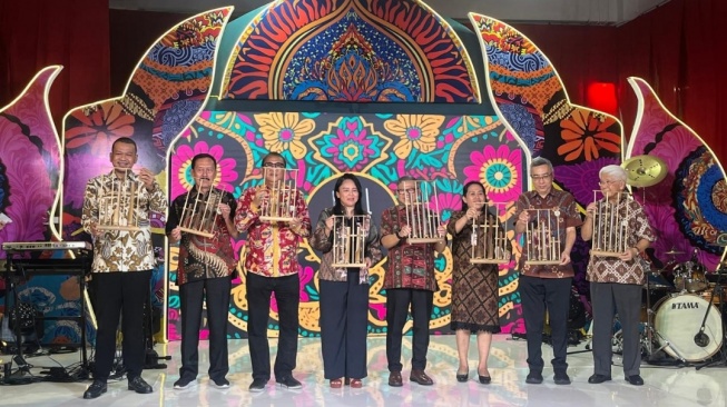 Satu Kain, Sejuta Kisah: Intip Perayaan Hari Batik Nasional di Thamrin City!