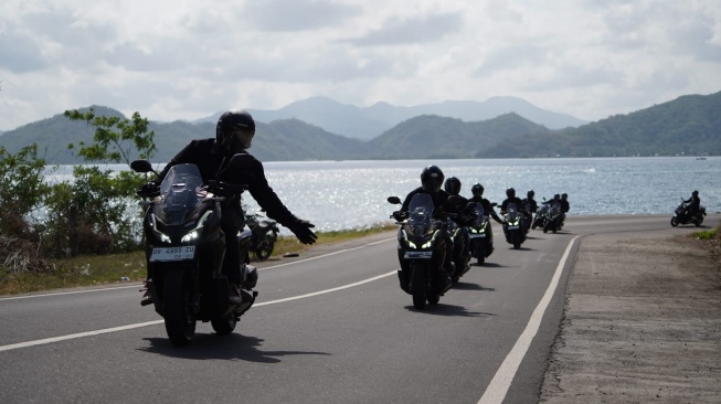 Test Ride New Honda ADV160 di Lombok, Nusa Tenggara Barat. (Foto: AHM)