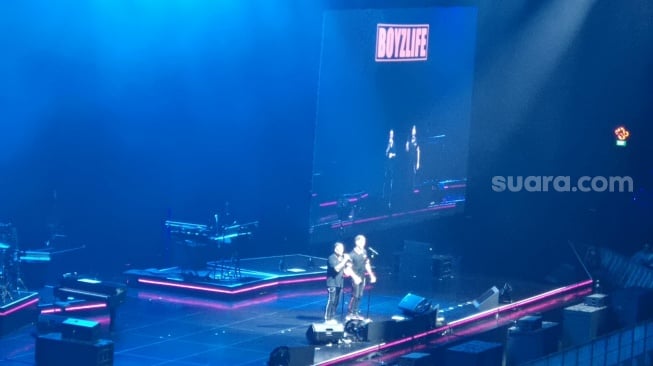 Nostalgia Bareng Lagu-lagu Westlife dan Boyzone, Buka Konser Mariah Carey