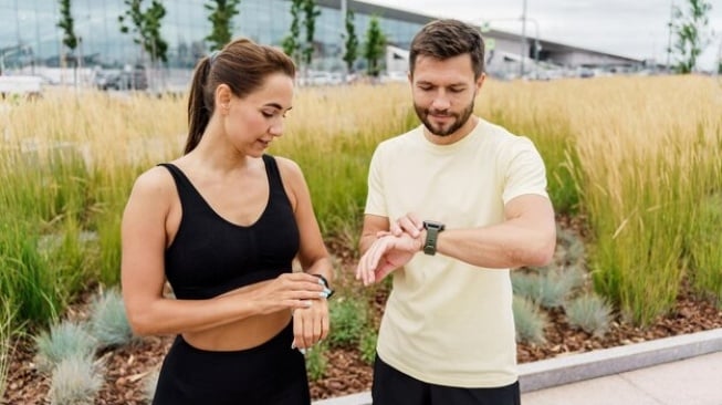 4 Smartwatch Terbaik untuk Cek Tekanan Darah, Desain Stylish Mulai Rp2 Jutaan