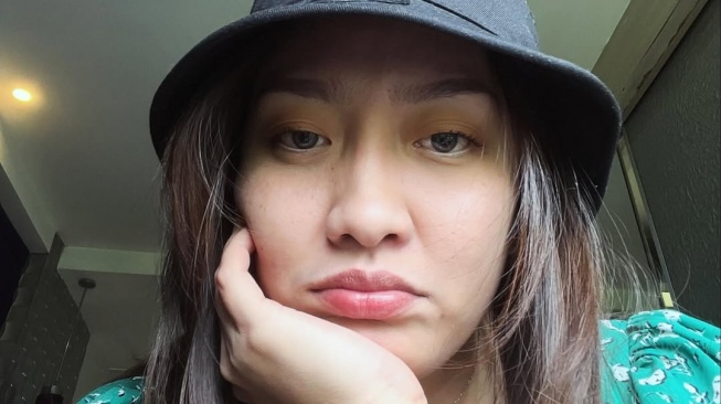 Penyanyi Anditi baru saja merilis sebuah lagu berjudul "Jantung Kecilku". [Instagram]