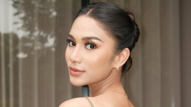 Baru Cerai, Azizah Salsha Sudah Dapat Kejutan Romantis di Hari Ulang Tahun, Dari Siapa?