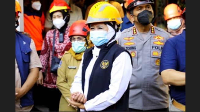 Gubernur Jatim, Menteri PU, Kepala Basarnas Dampingi Korban Musibah Ponpes Al Khoziny Diidentifikasi