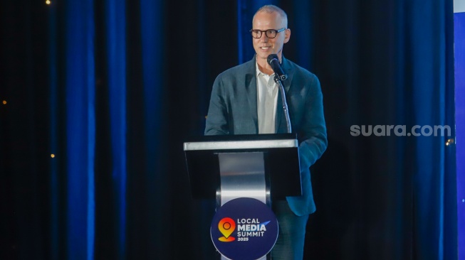 IMS Asia Regional Lars Bestlememberikan sambutan saat pembukaan Local Media Summit (LMS) 2025 di Hotel JW Marriot, Jakarta, Selasa (7/10/2025). [Suara.com/Alfian Winanto]