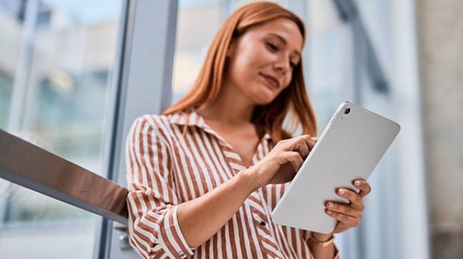 5 Rekomendasi Tablet 2 Jutaan Terbaik untuk Harian: Lancar Buat Kerja, Gaming dan Nonton!