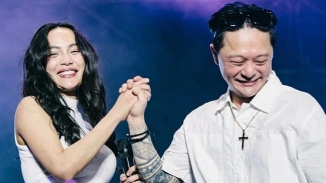 Lamarannya Viral, Erika Carlina Kantongi Restu Ibu DJ Bravy untuk Menikah?