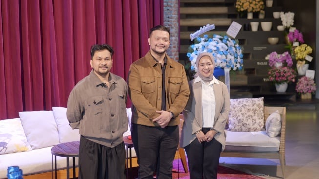 dr. Yuliardy Limengka, dr. Tompi, dan dr. Arti dari Indonesia Vein Center. (Dok. Ist)