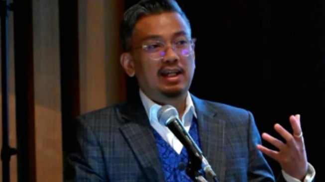 Profil Dosen Kampus Singapura yang Sebut Ijazah Gibran Setara SMA Kelas 1