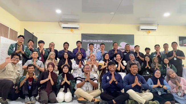 Para peserta pelatihan 'Petani Keren' yang digagas oleh FAO dan menghadirkan GEF SGP Indonesia untuk berbagi di Jakarta, Selasa (7/10/2025).(Dokumentasi pribadi)