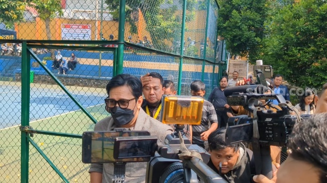 Andre Taulany hadir sidang cerai di Pengadilan Agama Jakarta Selatan, Rabu, 8 Oktober 2025. [Suara.com/Adiyoga Priyambodo]